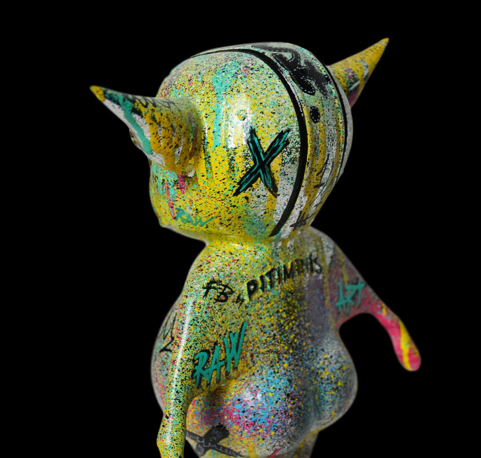 FLYING BABE PITIMINÍS & HÉCTOR CLAROSSI - Pitiminís